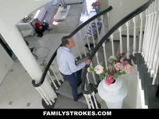 Familystrokes - مفلس نزوة امرأة ryder سكاي الملاعين لها ربيب قبل marrying له أب