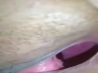Chatte près jusqu'à (inside vue de vagin)