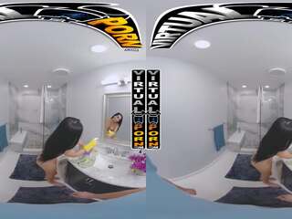 Virtualporn - ボインの ヒスパニック housekeeper 熟女 砂の 愛 行き ザ· 余分 マイル のために あなた #pov