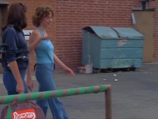 Tara strohmeier w hollywood boulevard 1976: darmowe seks 51