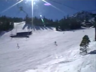 Erotiska brunett körd hård shortly thereafter snowboarding