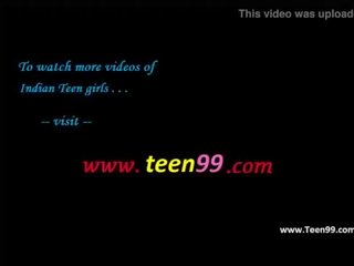 Teen99.com - 印度人 村 愛人 smooching suitor 在 戶外